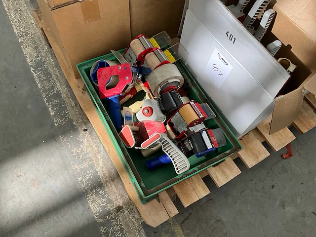 Partij plakband + plak dispensers - afbeelding 2 van  7