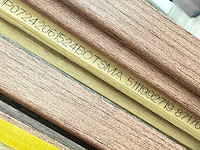 Partij plakplinten 240 cm - afbeelding 4 van  4