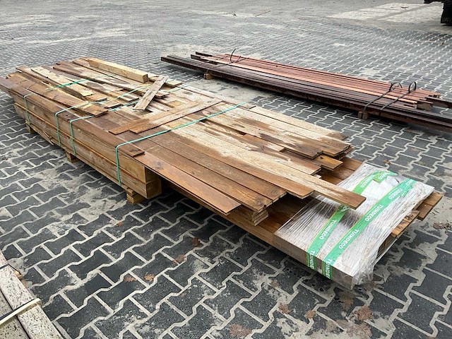 Partij planken & balken - afbeelding 3 van  6