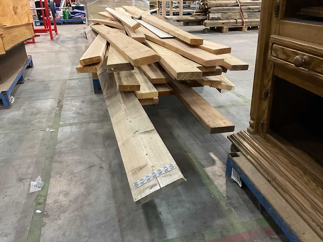 Partij planken - afbeelding 3 van  5