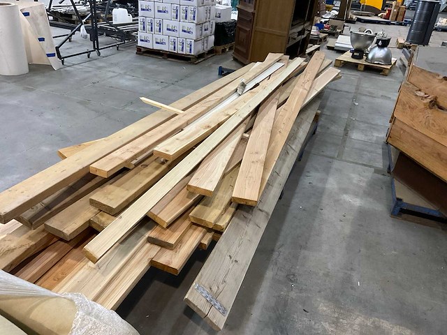 Partij planken - afbeelding 4 van  5