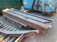 Partij planken - afbeelding 1 van  4