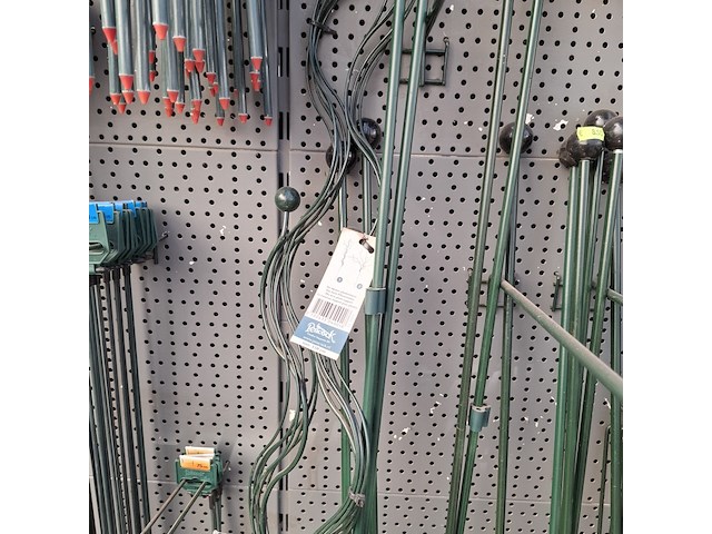 Partij plantensteunen en toebehoren o.a. peacock - afbeelding 22 van  55