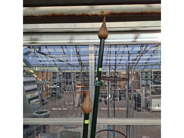 Partij plantensteunen en toebehoren o.a. peacock - afbeelding 51 van  55