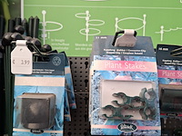 Partij plantensteunen en toebehoren o.a. peacock - afbeelding 53 van  55