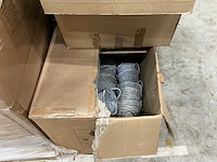 Partij plantentrays en mandjes - afbeelding 6 van  17