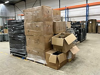 Partij plantentrays en mandjes - afbeelding 11 van  17