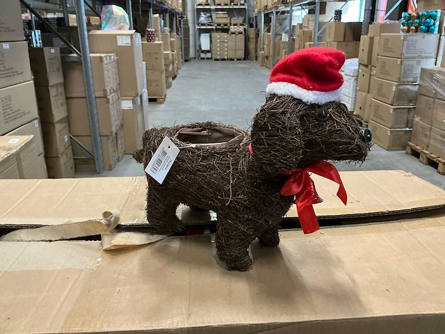Partij planter dog with santa 35x12x28cm brown (72x) - afbeelding 2 van  6