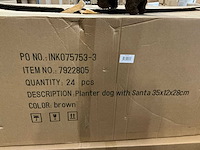 Partij planter dog with santa 35x12x28cm brown (72x) - afbeelding 6 van  6