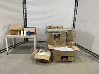 Partij plastic flessen - afbeelding 3 van  9