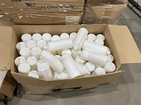 Partij plastic flessen - afbeelding 8 van  9