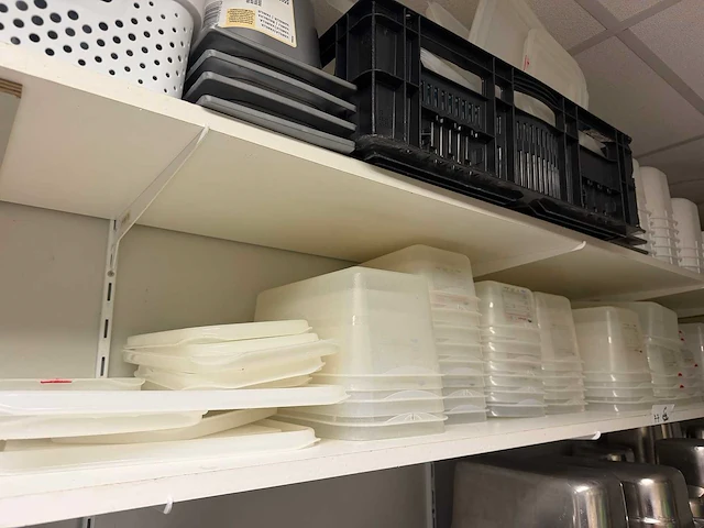 Partij plastic gastronormbakken en deksels - afbeelding 4 van  8