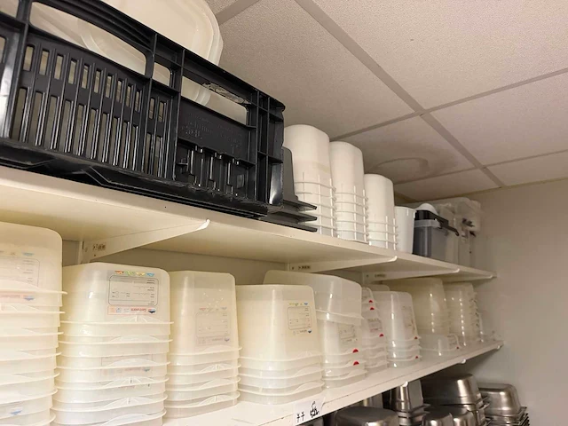 Partij plastic gastronormbakken en deksels - afbeelding 6 van  8
