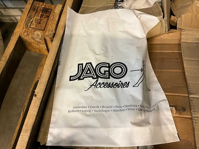 Partij plastic tassen - afbeelding 1 van  4