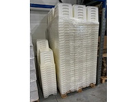 Partij plastice bloemenemmers 40x33x38cm (369x) - afbeelding 3 van  4