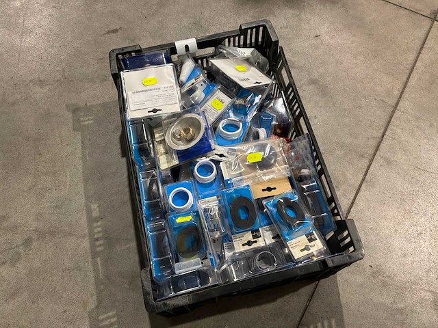 Partij plieger installatiemateriaal - afbeelding 2 van  4