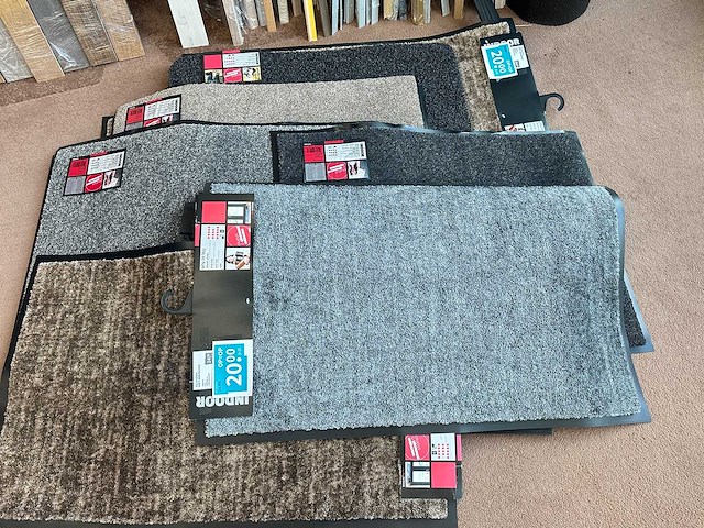 Partij plinten en deurmatten - afbeelding 3 van  5