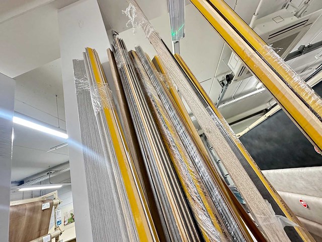 Partij plinten - afbeelding 4 van  5