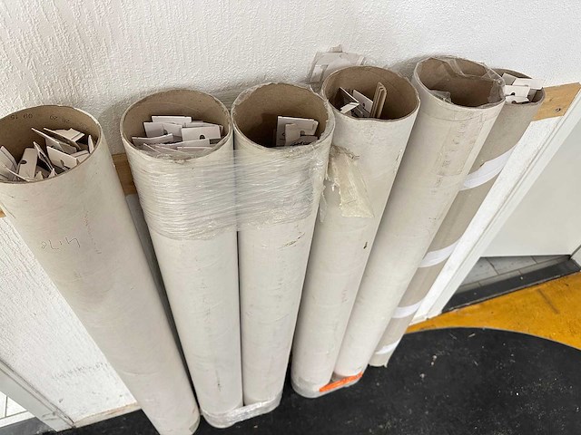 Partij plinten - afbeelding 5 van  5