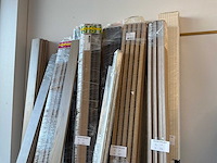 Partij plinten - afbeelding 2 van  4