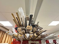 Partij plinten - afbeelding 2 van  4