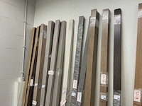 Partij plinten - afbeelding 3 van  3