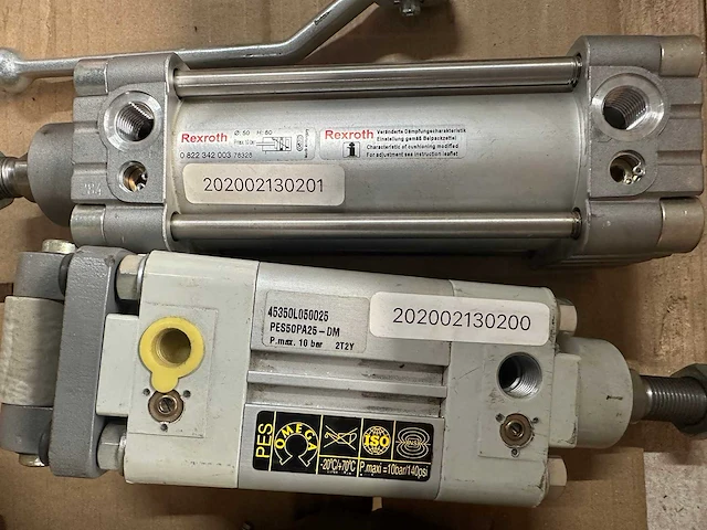 Partij pneumatiek & hydrauliekcomponenten - afbeelding 7 van  9
