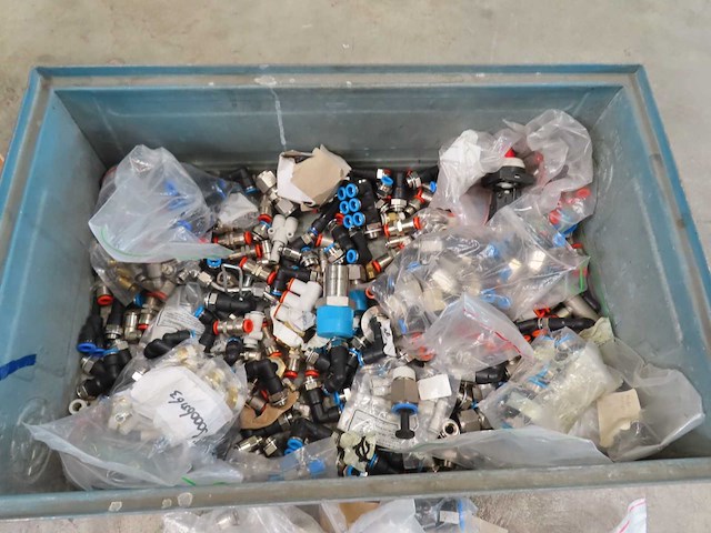 Partij pneumatiek - afbeelding 2 van  2