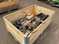 Partij pneumatische actuatoren en kleppen - afbeelding 1 van  7