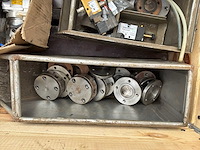 Partij pneumatische actuatoren en kleppen - afbeelding 6 van  7