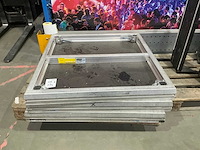 Partij podiumdelen op 3 pallets en een kar - afbeelding 2 van  9