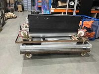 Partij podiumdelen op 3 pallets en een kar - afbeelding 7 van  9