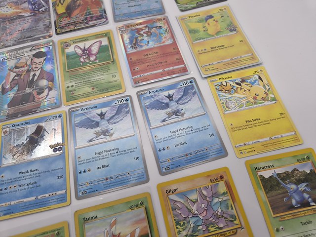 Partij pokémon kaarten met o.a. vintage kaarten, full art kaarten en 1 graded kaart - afbeelding 5 van  14