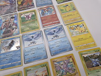 Partij pokémon kaarten met o.a. vintage kaarten, full art kaarten en 1 graded kaart - afbeelding 5 van  14