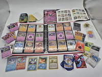 Partij pokémon tcg met o.a. vintage kaarten & team rocket’s mewtwo ex - afbeelding 1 van  27