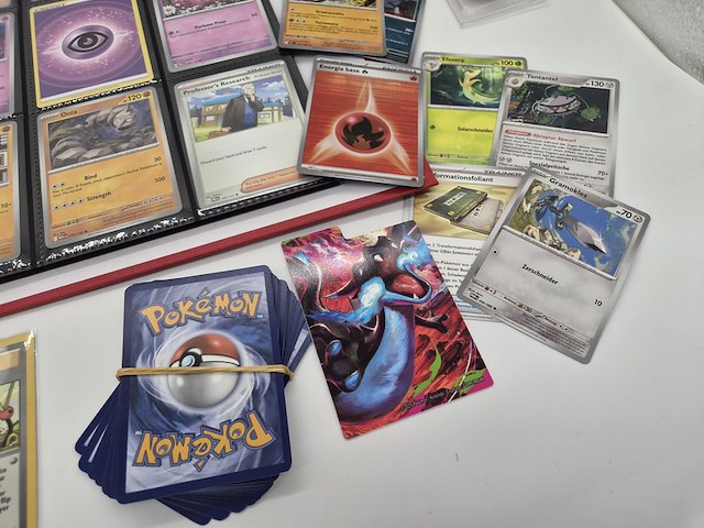 Partij pokémon tcg met o.a. vintage kaarten & team rocket’s mewtwo ex - afbeelding 12 van  27