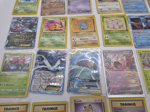Partij pokémon verzamelkaarten bestaande uit kaarten uit diverse series (o.a. vintage) - afbeelding 4 van  9
