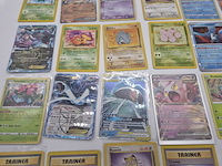 Partij pokémon verzamelkaarten bestaande uit kaarten uit diverse series (o.a. vintage) - afbeelding 4 van  9