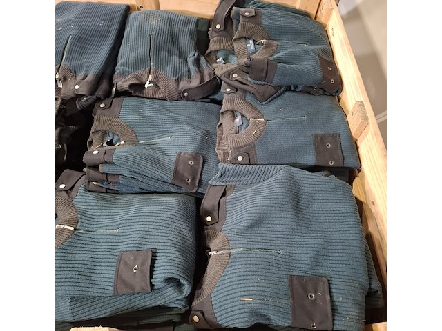 Partij polo's en truien - afbeelding 7 van  15