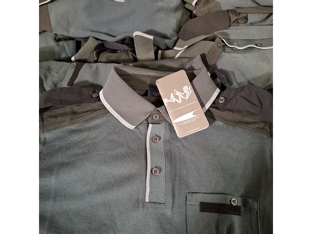 Partij polo's en truien - afbeelding 10 van  15