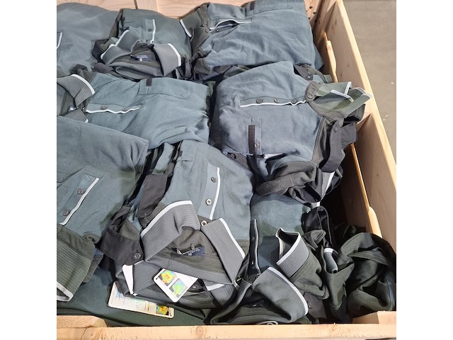 Partij polo's en truien - afbeelding 13 van  15