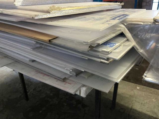 Partij polycarbonaat kanaalplaten - afbeelding 5 van  7