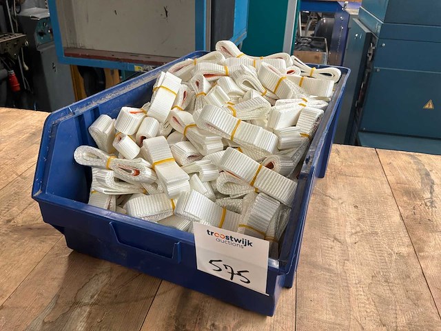 Partij polyester hijslussen 0,6 m, wll 0,3 ton - afbeelding 4 van  5