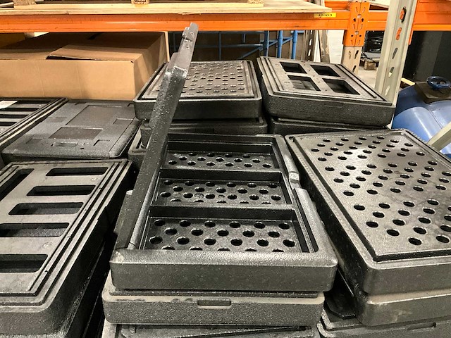 Partij polystyreen plantdrijvers - afbeelding 5 van  7