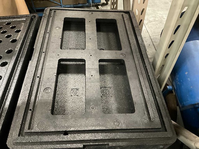 Partij polystyreen plantdrijvers - afbeelding 6 van  7