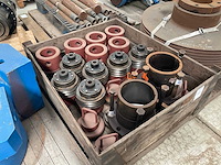 Partij pomp onderdelen "mud pump parts" - afbeelding 1 van  4