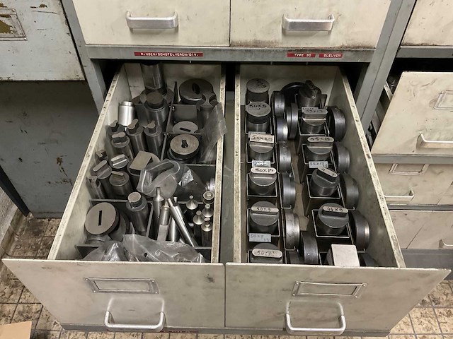 Partij ponsgereedschap en divers - afbeelding 12 van  20