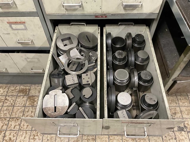 Partij ponsgereedschap en divers - afbeelding 16 van  20