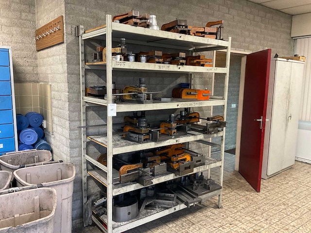 Partij ponsgereedschap en divers - afbeelding 2 van  20