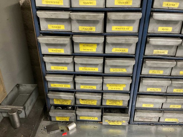 Partij ponsgereedschap en divers - afbeelding 9 van  20